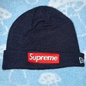 Supreme x New Era - Red Box Logo Beanie black